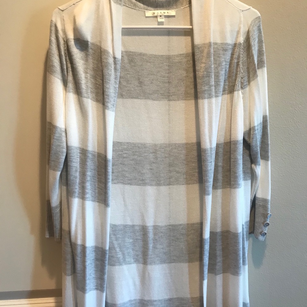 Ladies Light Sweater